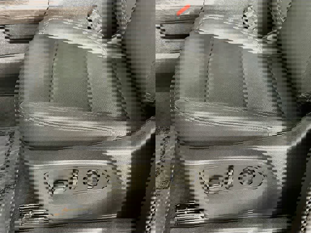 Used 2023 Chevrolet Silverado 1500 LTZ w/ LTZ Premium Package image 31