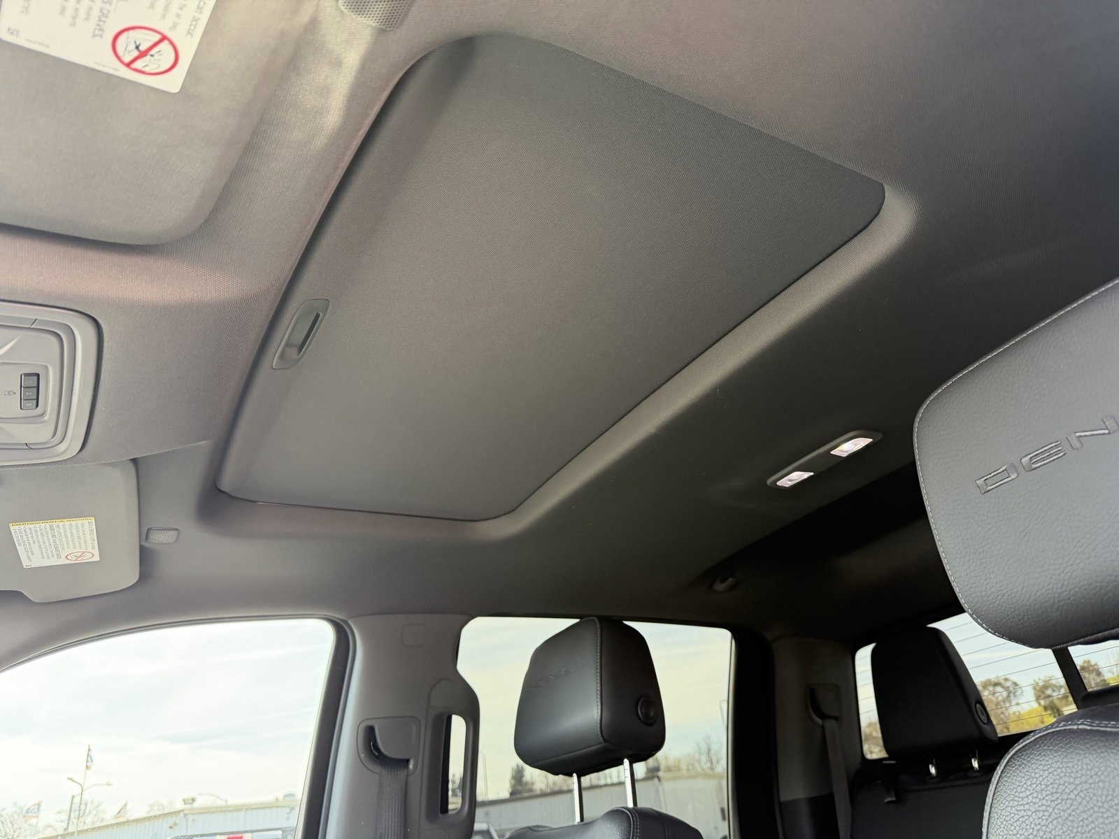 Used 2020 GMC Sierra 2500 Denali w/ Denali Ultimate Package image 13