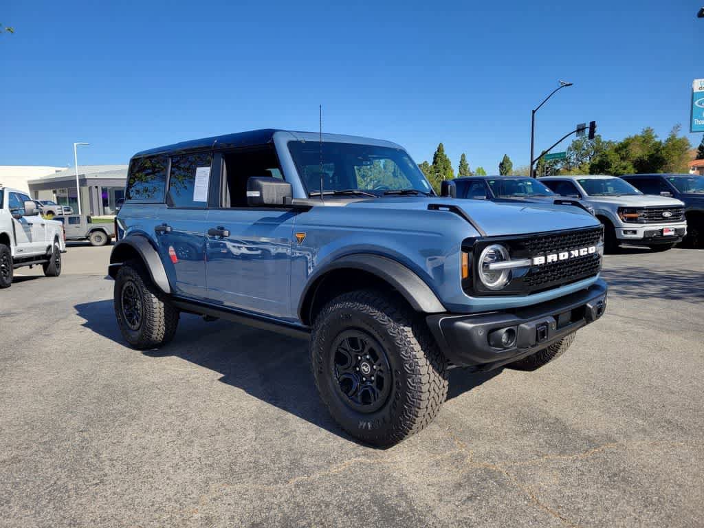 Certified 2025 Ford Bronco Badlands AWD/4WD image 9