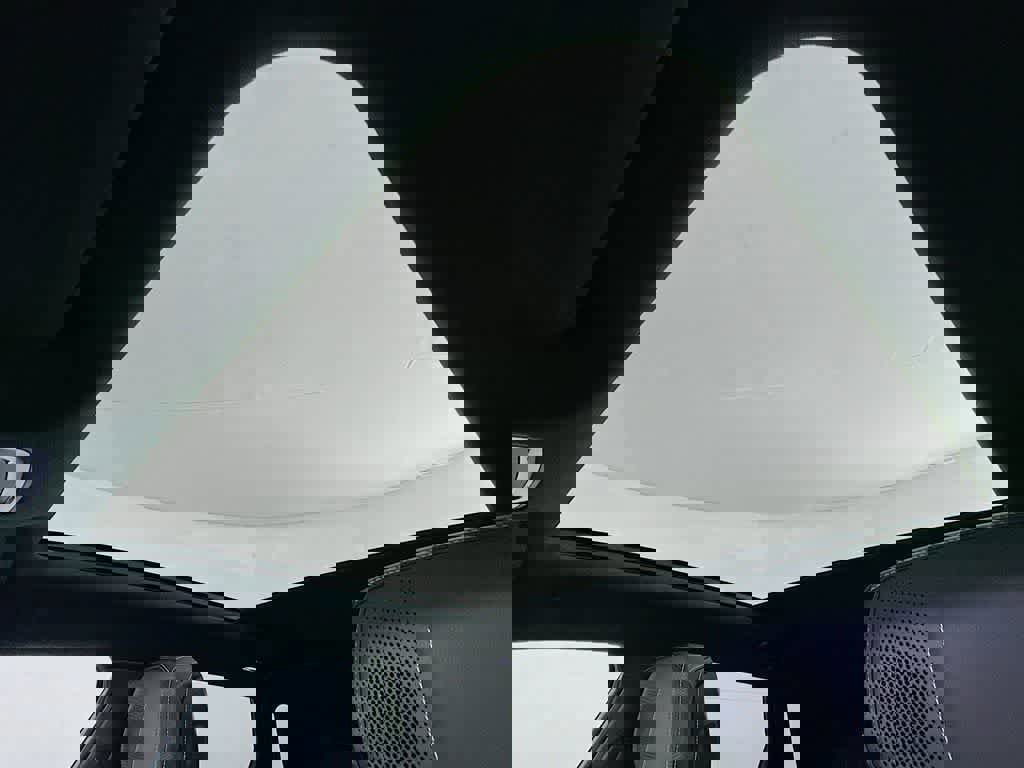 Used 2024 Cadillac Lyriq Luxury image 30