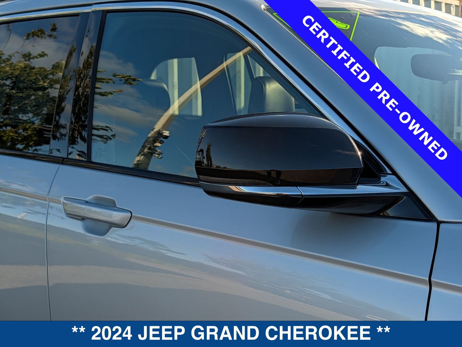 Used 2024 Jeep Grand Cherokee Limited 4xe AWD/4WD image 11
