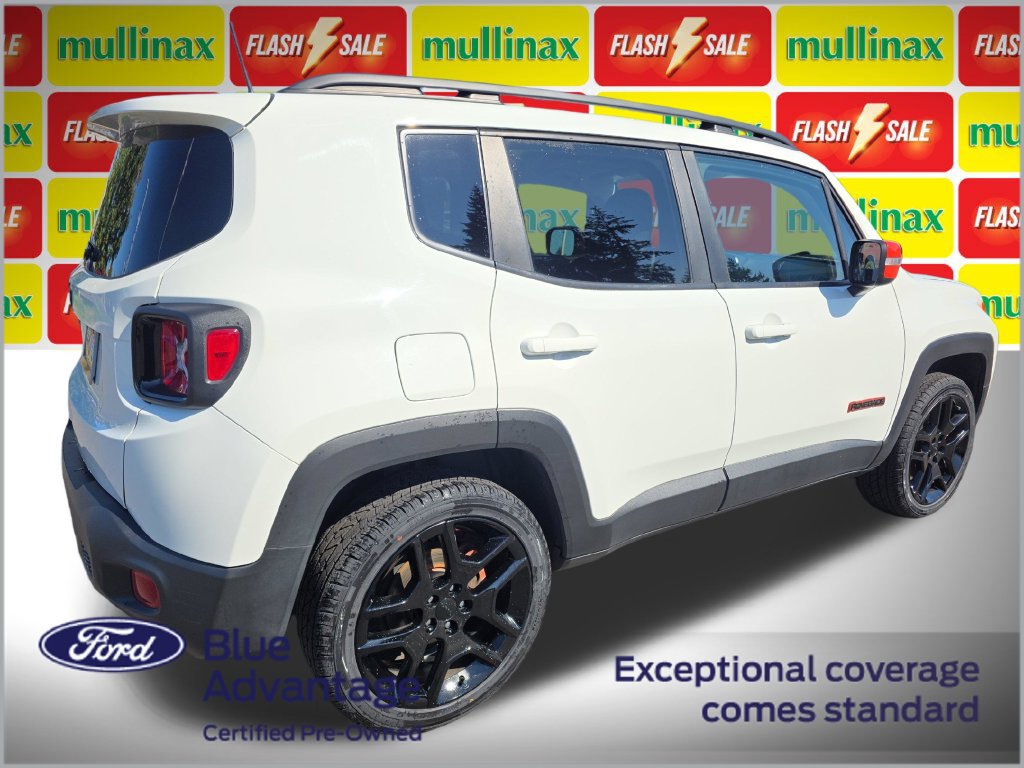 Used 2020 Jeep Renegade Latitude AWD/4WD image 3