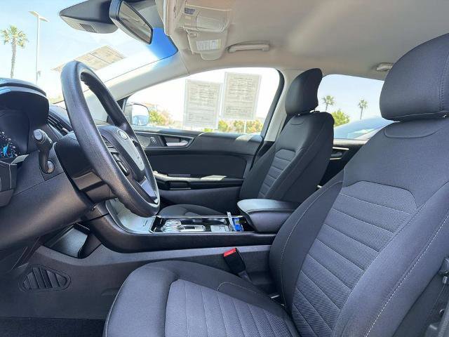 Certified 2019 Ford Edge SE image 21