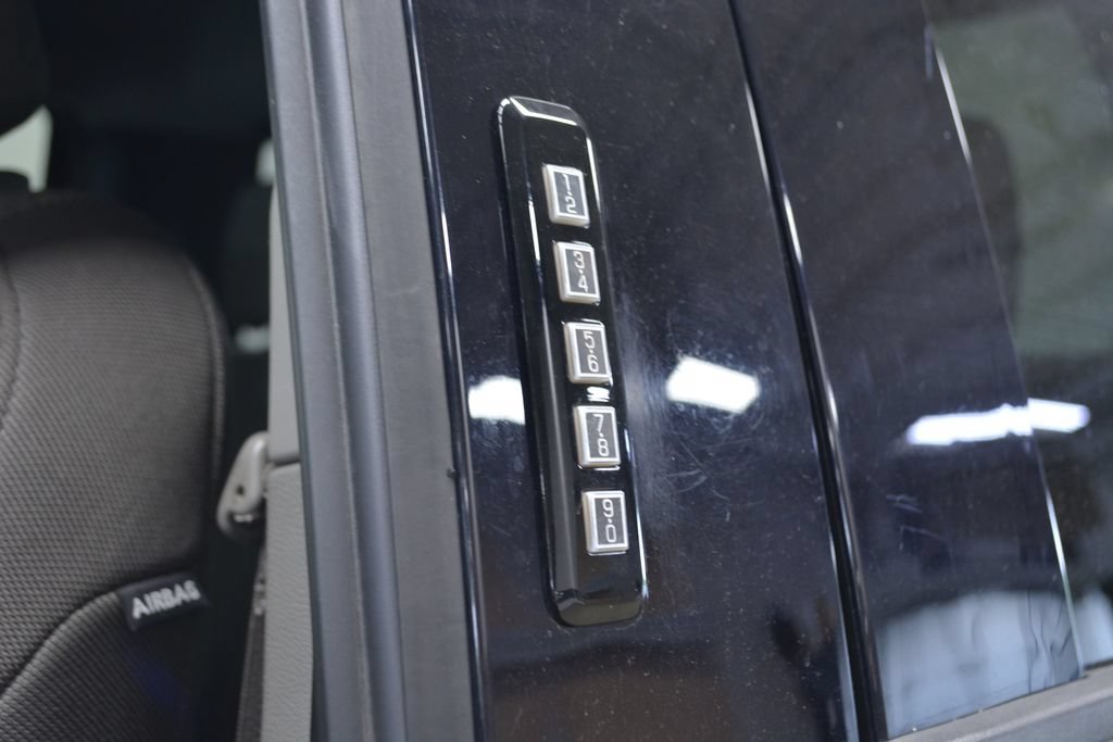 Certified 2019 Ford F150 XLT w/ Equipment Group 302A Luxury AWD/4WD image 12