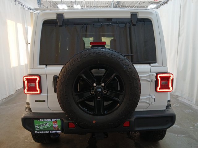 Used 2021 Jeep Wrangler Unlimited Sahara image 3