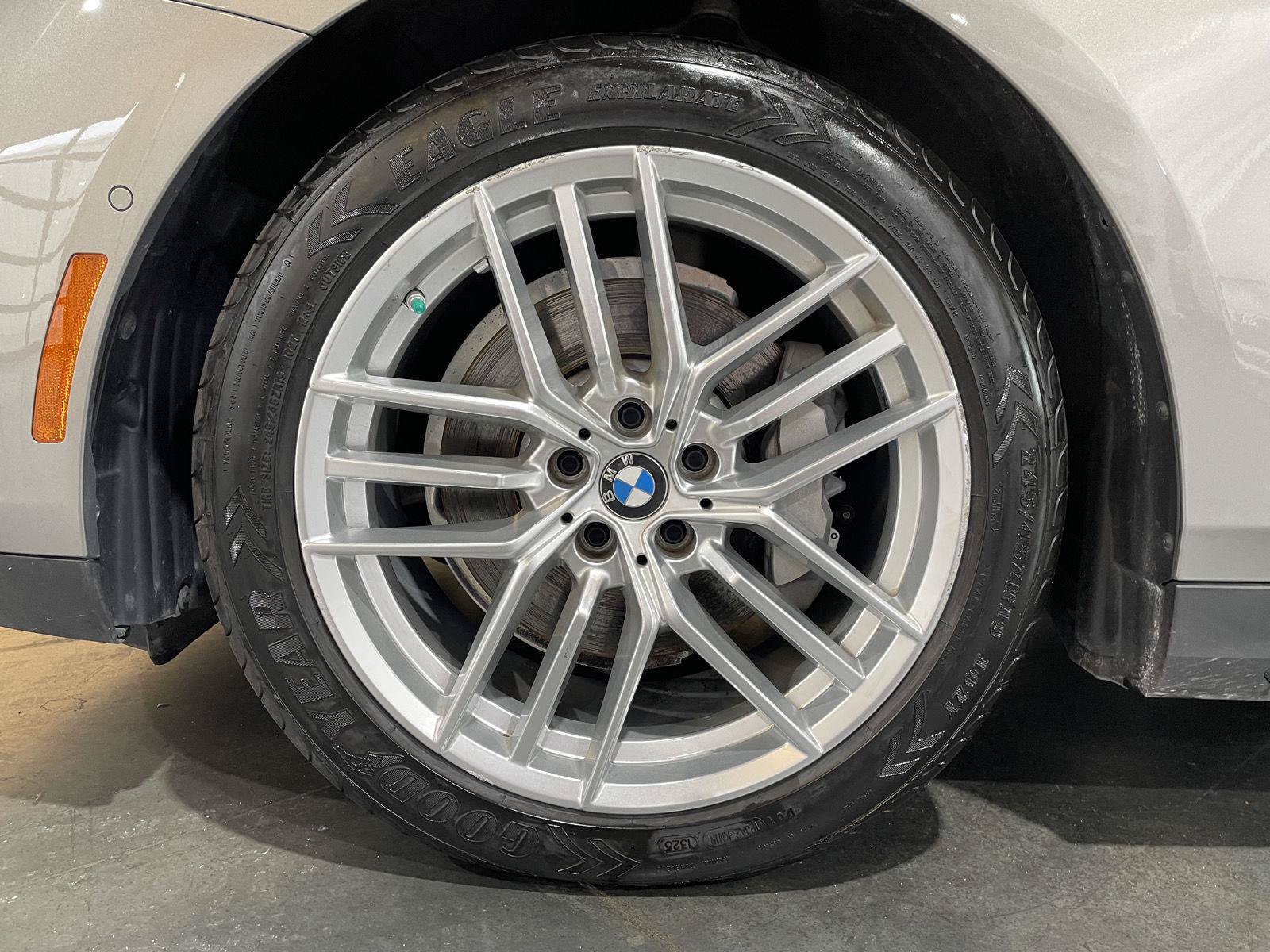 Used 2024 BMW 530i xDrive w/ Premium Package AWD/4WD image 10
