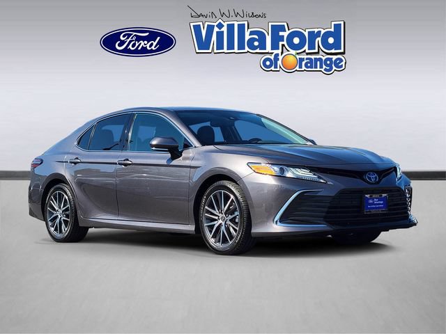 Used 2023 Toyota Camry XLE w/ Protection Package (Q2) (TMS) FWD image 1