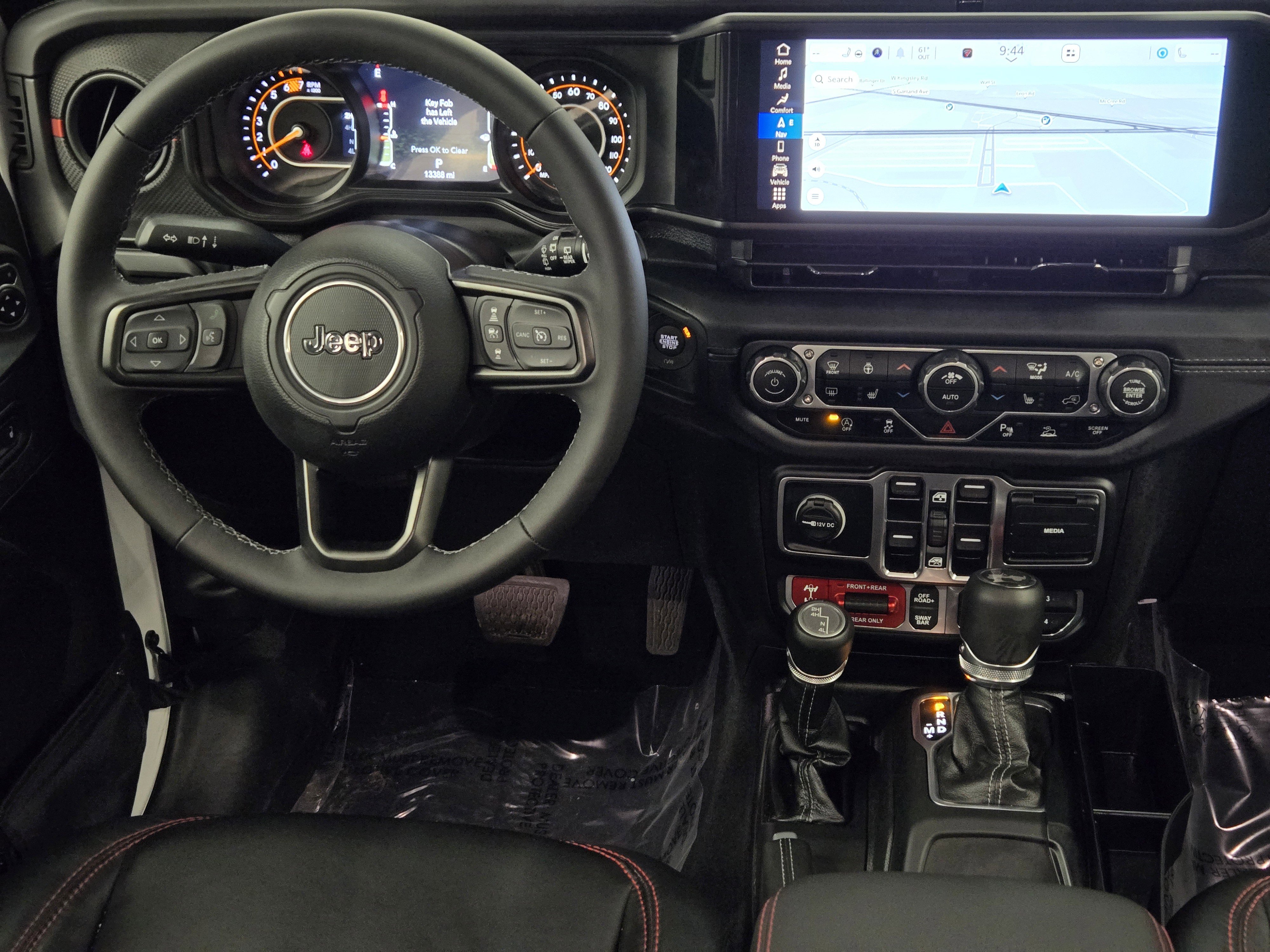 Used 2025 Jeep Wrangler Unlimited Rubicon w/ Safety Group AWD/4WD image 27