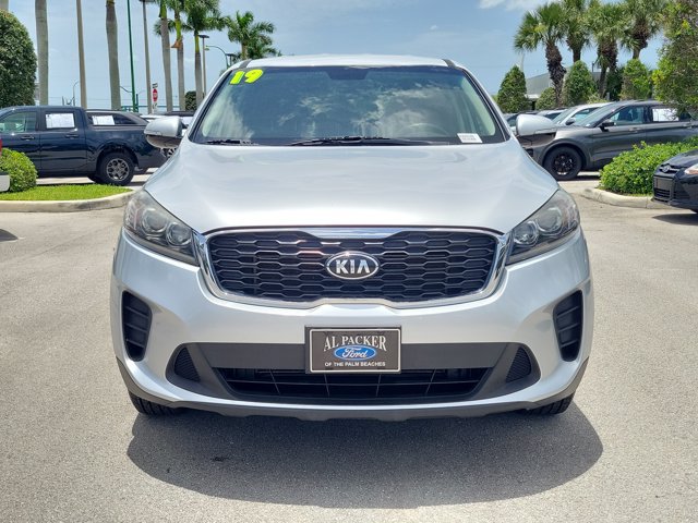 Used 2019 Kia Sorento L FWD image 2