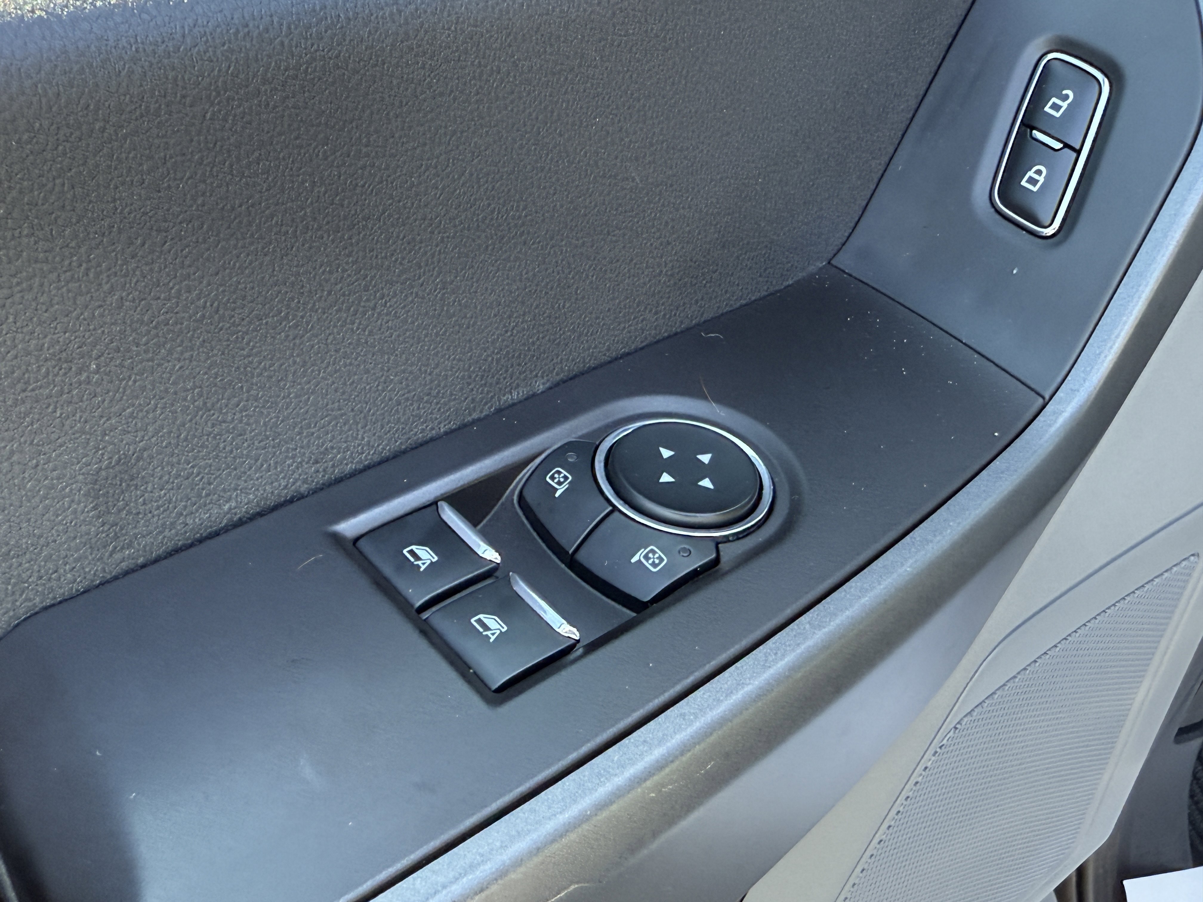 Certified 2023 Ford F350 XLT w/ FX4 Off-Road Package image 16