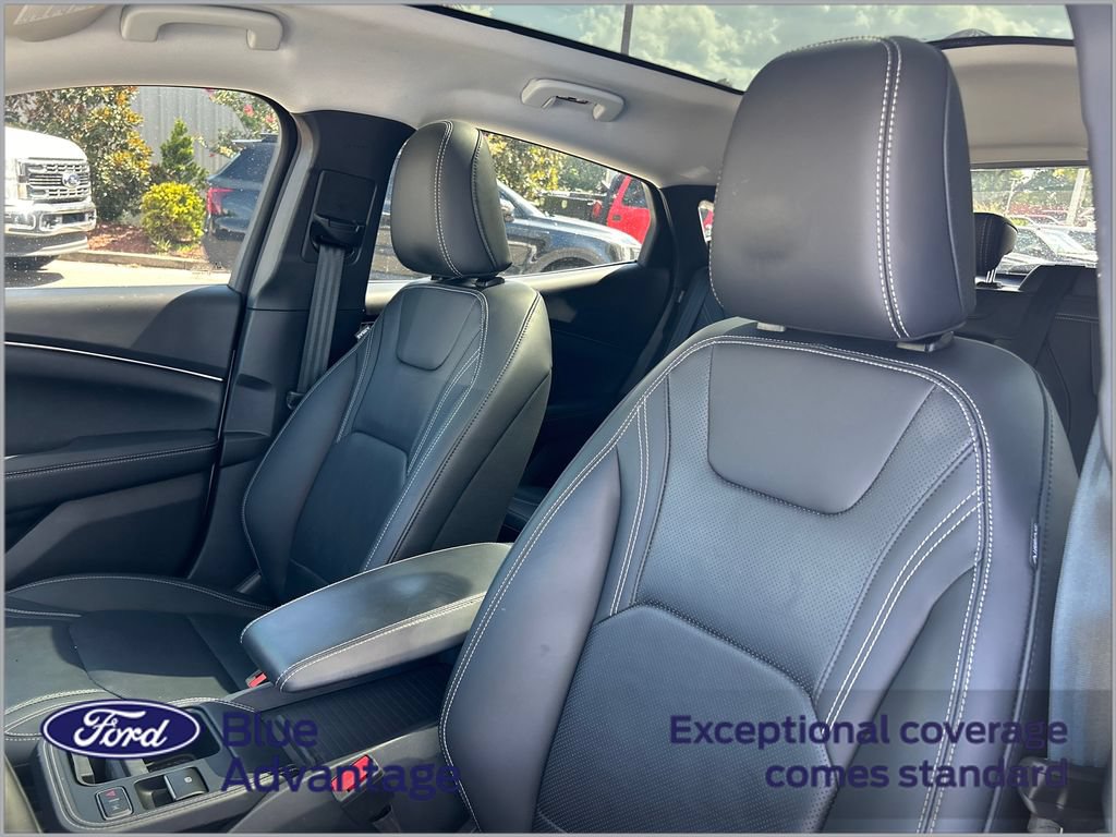 Certified 2025 Ford Mustang Mach-E Premium RWD image 11