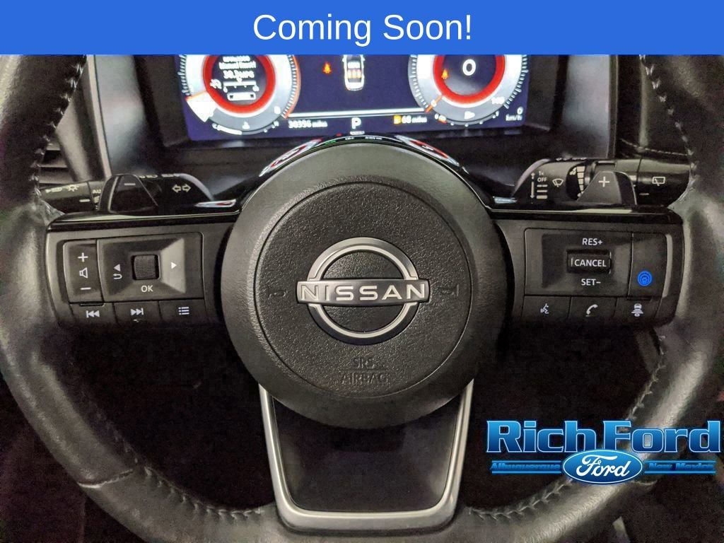 Used 2024 Nissan Rogue SL AWD/4WD image 11