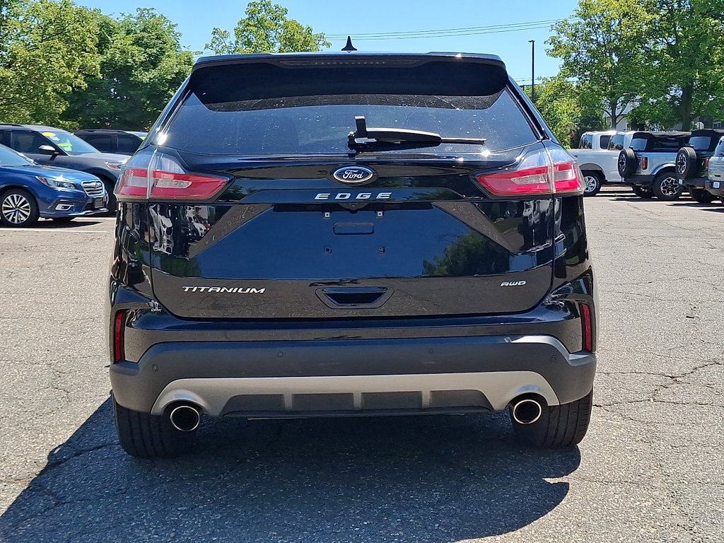Certified 2024 Ford Edge Titanium AWD/4WD image 8