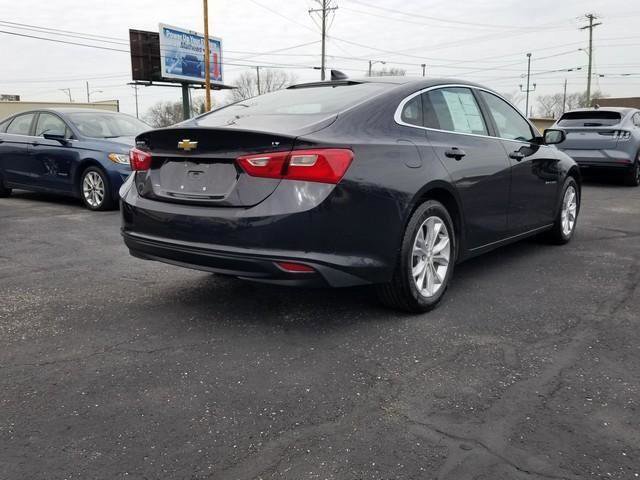 Used 2023 Chevrolet Malibu LT image 3