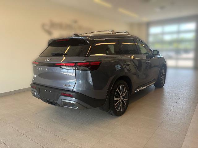 Used 2024 INFINITI QX60 Sensory w/ Vision Package AWD/4WD image 2