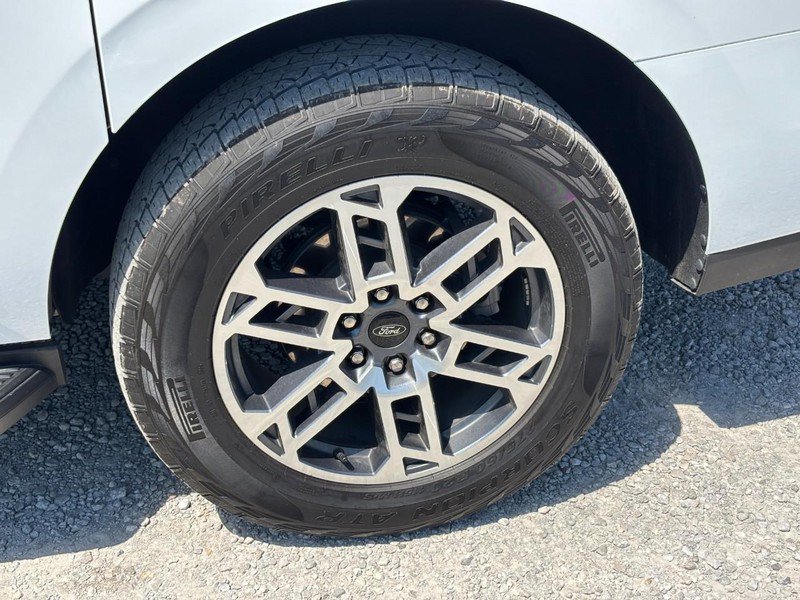 Certified 2025 Ford Expedition Max Active AWD/4WD image 11