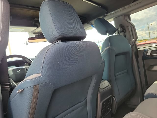 Certified 2022 Ford Bronco Outer Banks w/ Sasquatch Package AWD/4WD image 11