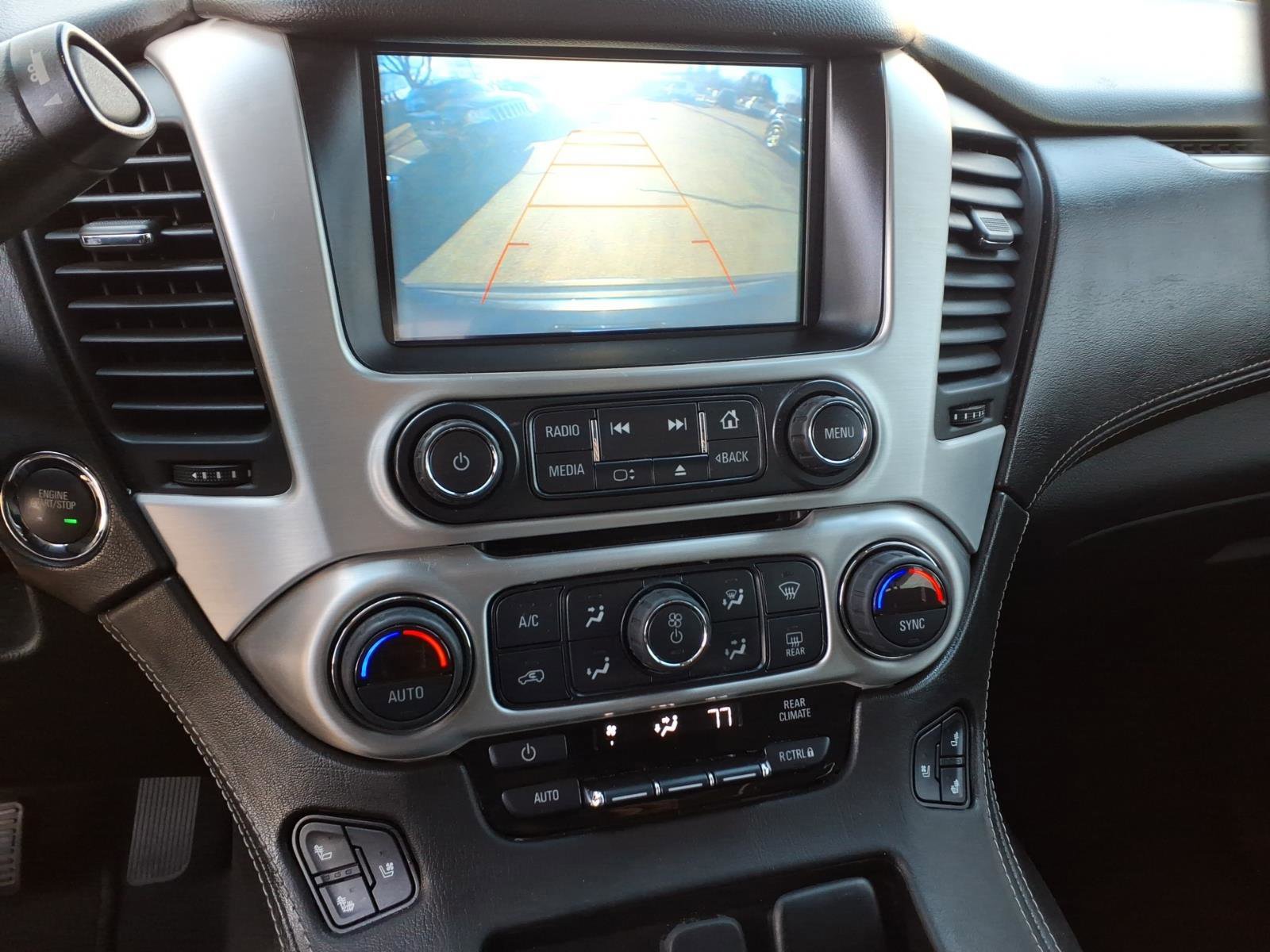 Used 2019 GMC Yukon XL SLT w/ Graphite Performance Edition image 27