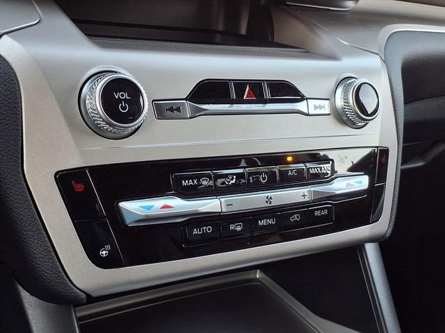 Certified 2023 Ford Explorer XLT w/ Equipment Group 202A image 18