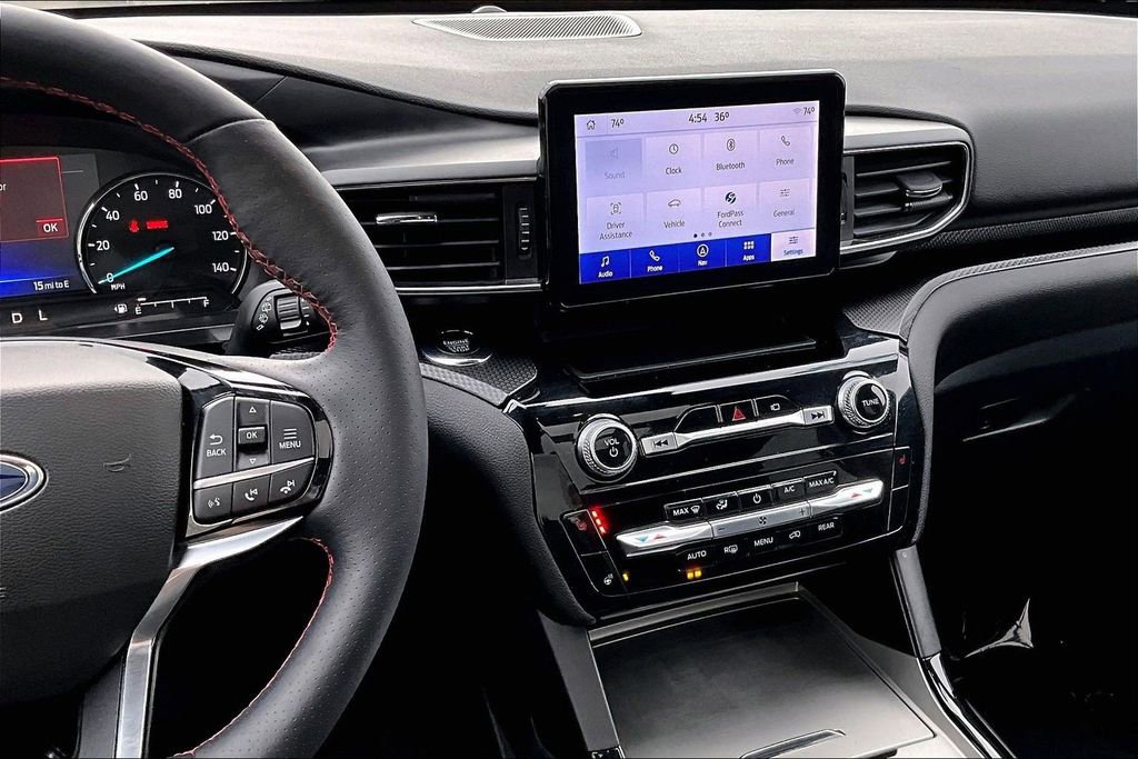 Certified 2022 Ford Explorer ST-Line w/ Class IV Trailer Tow Package image 6