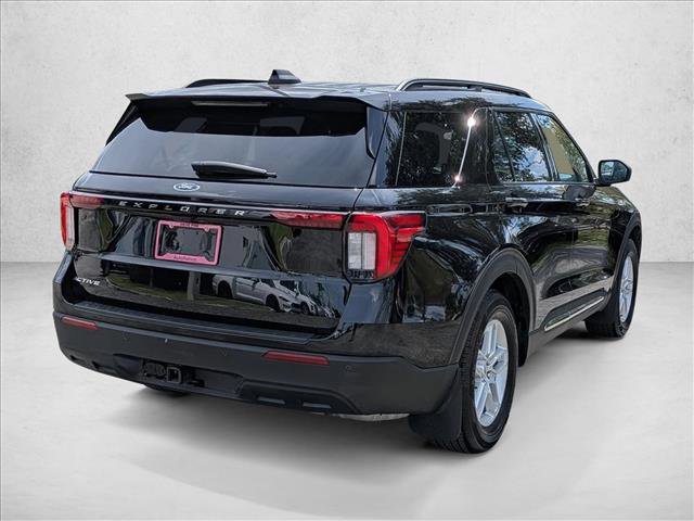 Certified 2025 Ford Explorer Active RWD image 5