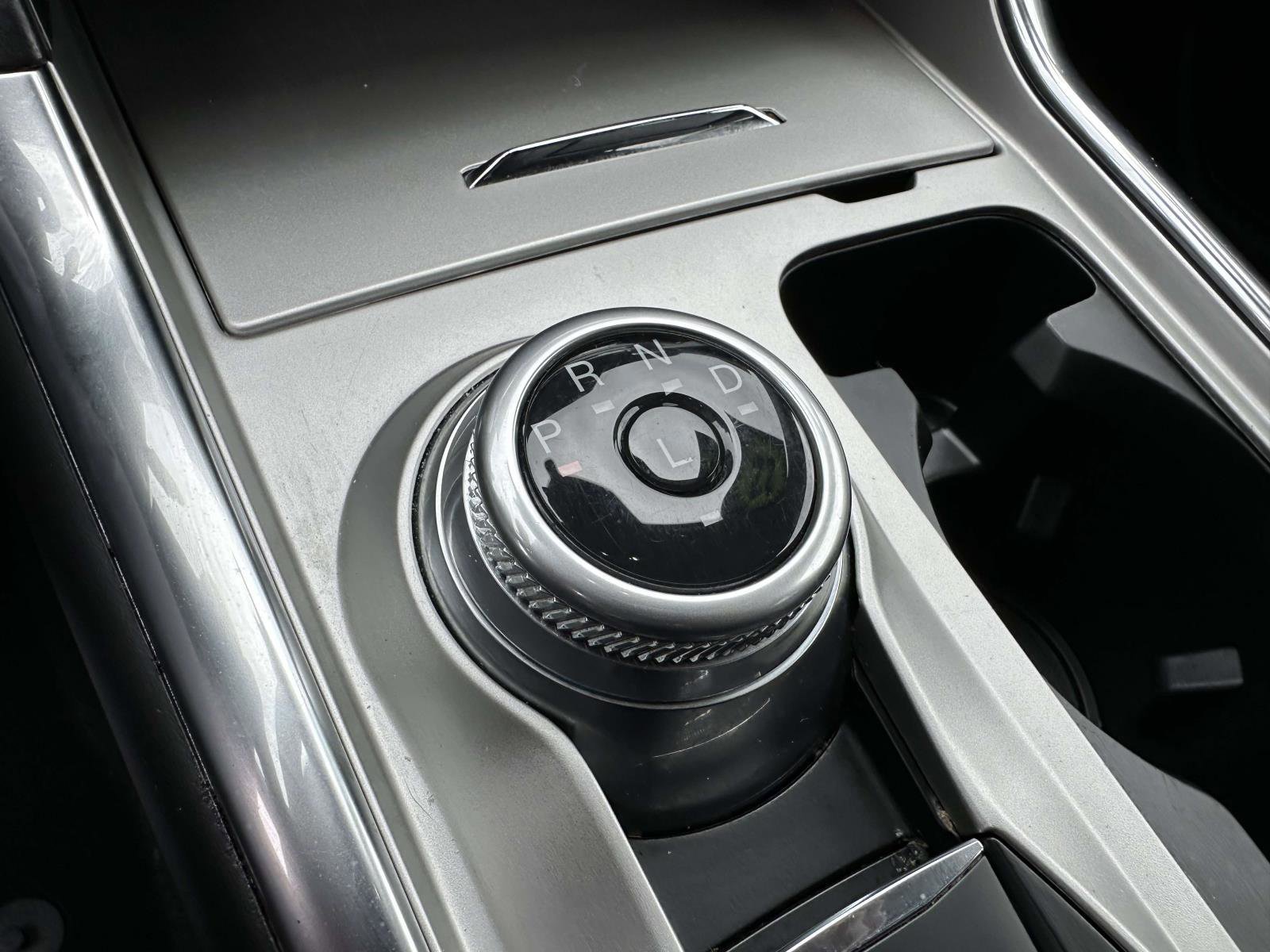 Certified 2022 Ford Explorer XLT w/ Equipment Group 202A AWD/4WD image 23