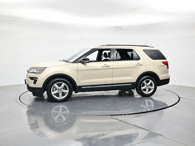Certified 2018 Ford Explorer XLT w/ Equipment Group 202A FWD image 6