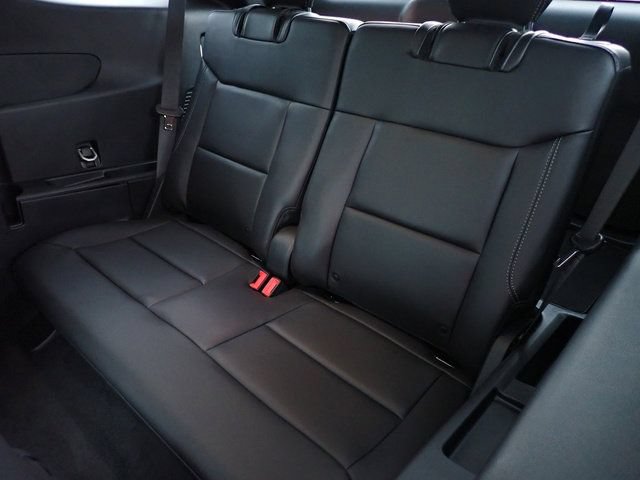Certified 2023 Ford Explorer XLT w/ Equipment Group 202A AWD/4WD image 21