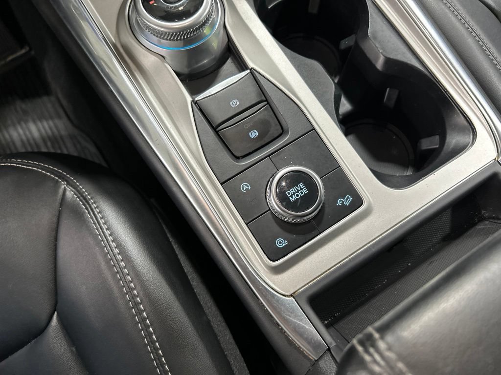 Certified 2023 Ford Explorer XLT w/ Equipment Group 202A AWD/4WD image 24