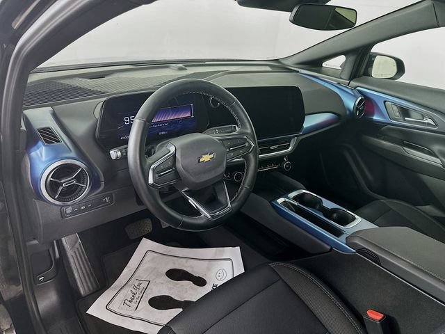 Used 2024 Chevrolet Equinox EV LT FWD image 14