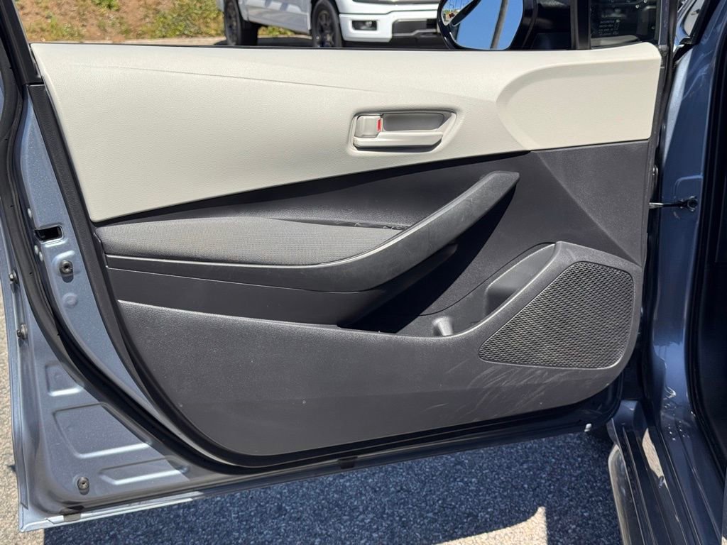 Used 2024 Toyota Corolla LE FWD image 15