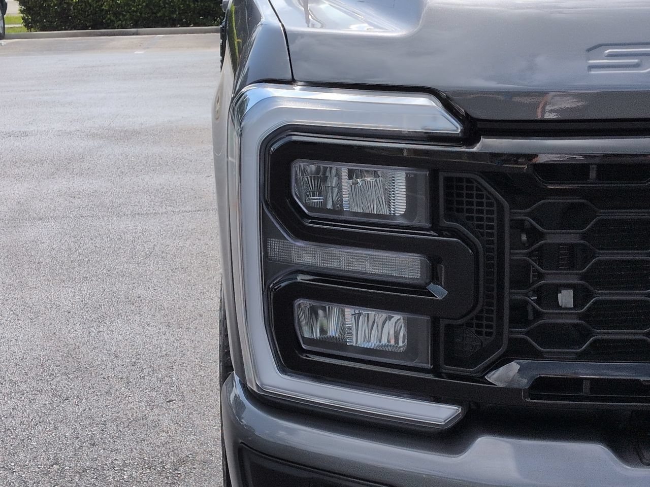 Certified 2025 Ford F350 XLT w/ Black Appearance Package AWD/4WD image 10