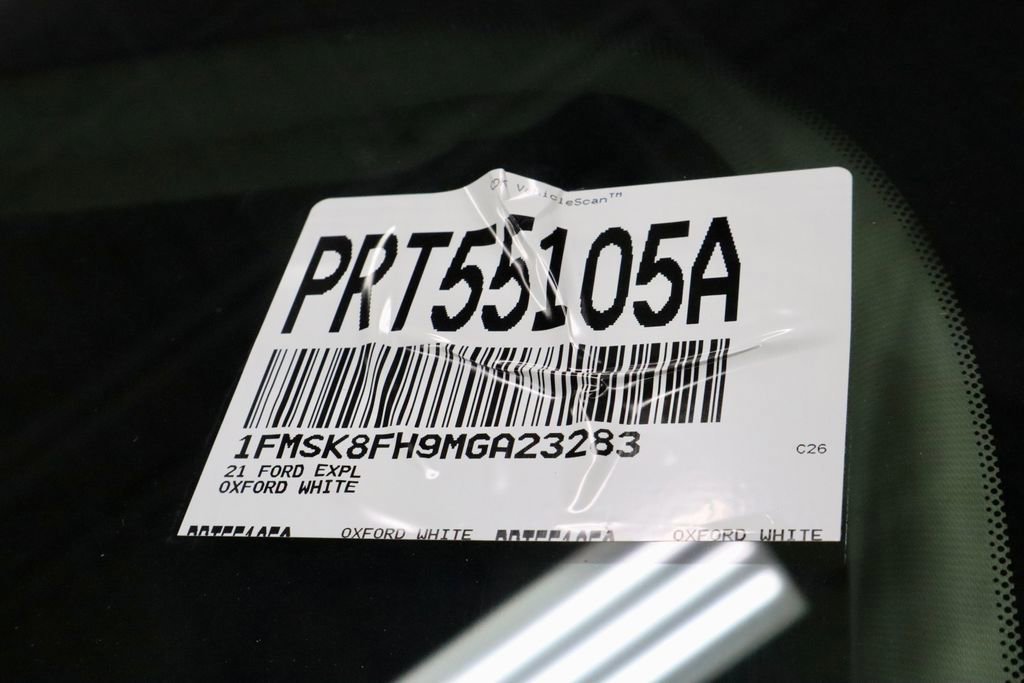 Certified 2021 Ford Explorer Limited w/ Equipment Group 301A image 33