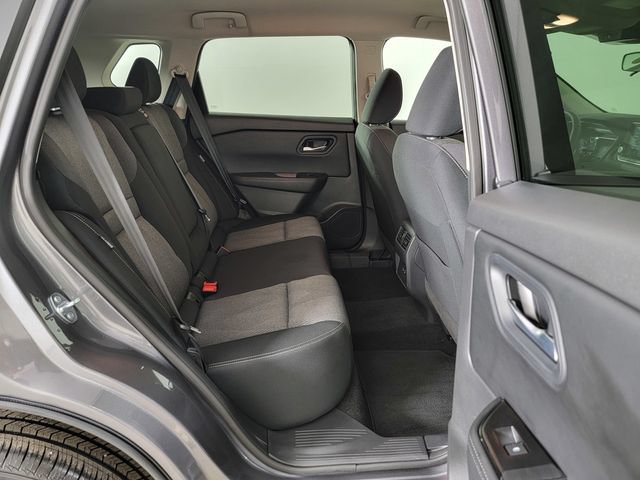 Used 2026 Nissan Rogue SV FWD image 18