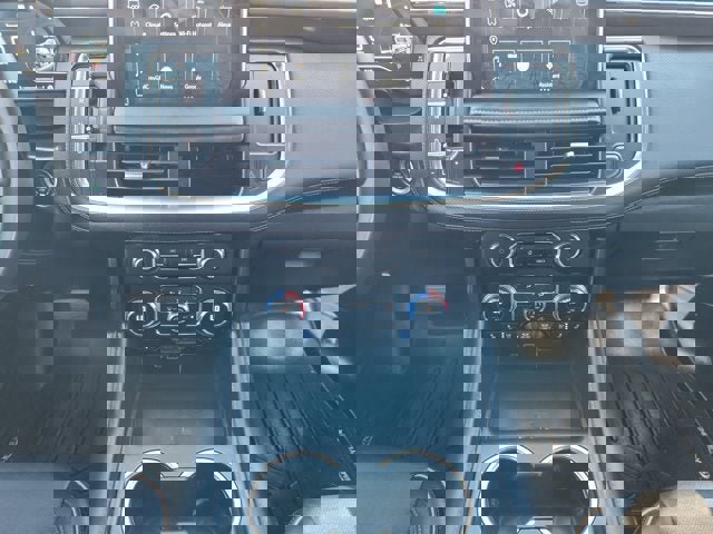 Used 2023 GMC Yukon AT4 w/ AT4 Premium Package image 11