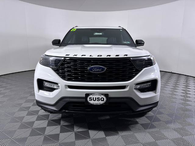 Certified 2023 Ford Explorer ST-Line w/ Class IV Trailer Tow Package AWD/4WD image 2