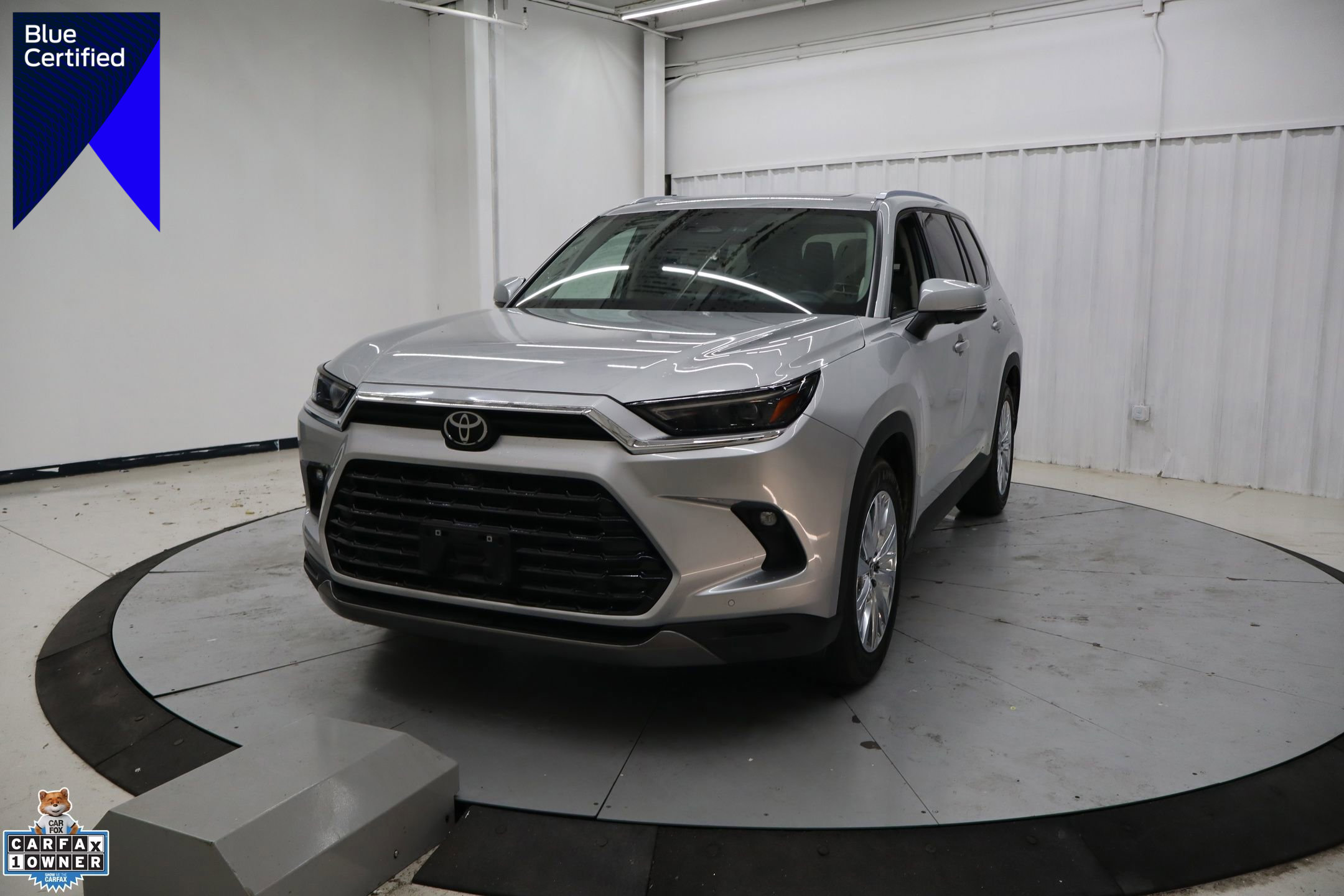 Used 2024 Toyota Grand Highlander Platinum image 1