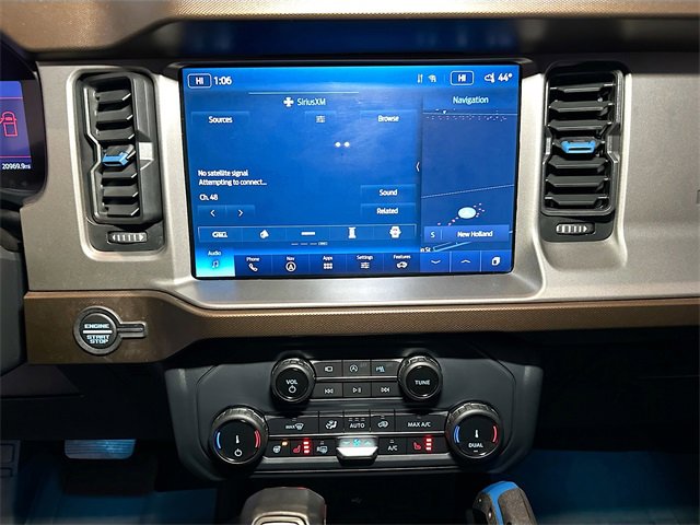 Certified 2022 Ford Bronco Outer Banks w/ Sasquatch Package image 26