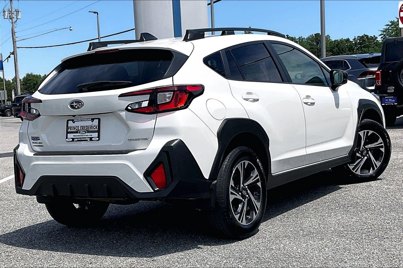 Used 2024 Subaru Crosstrek 2.0i Premium AWD/4WD image 12