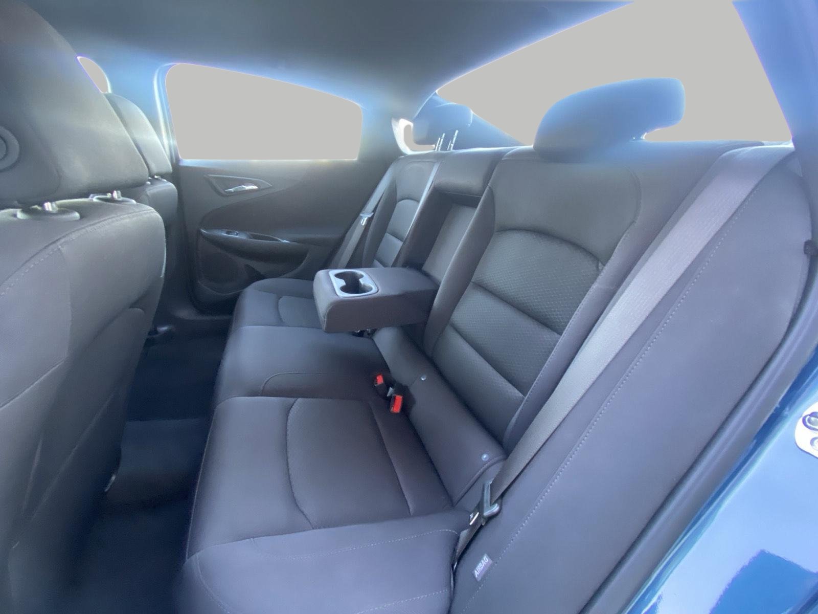 Used 2025 Chevrolet Malibu LT FWD image 10