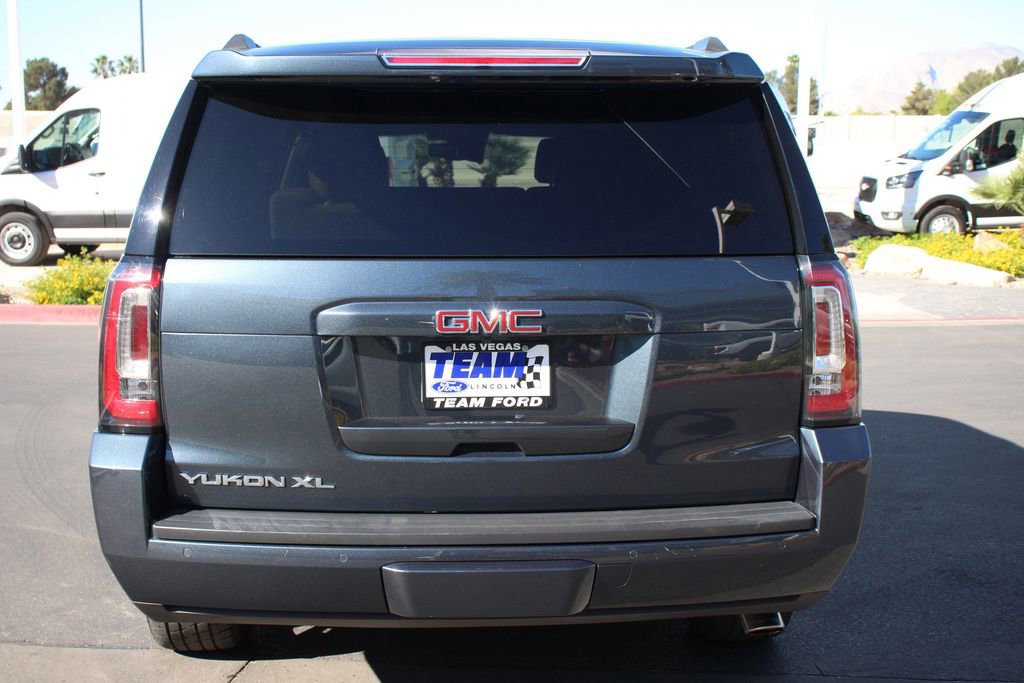 Used 2020 GMC Yukon XL SLT w/ Premium Edition image 6