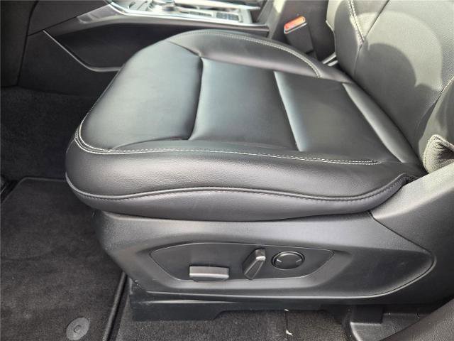 Certified 2023 Ford Explorer XLT w/ Equipment Group 202A RWD image 21