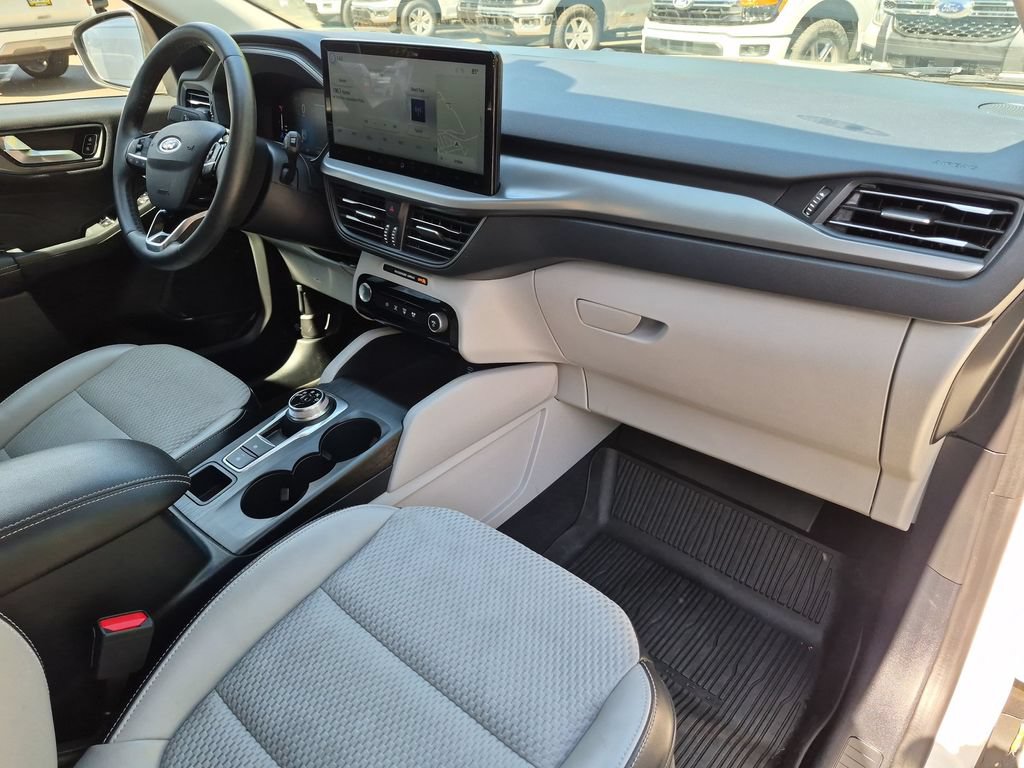 Certified 2023 Ford Escape SE FWD image 38