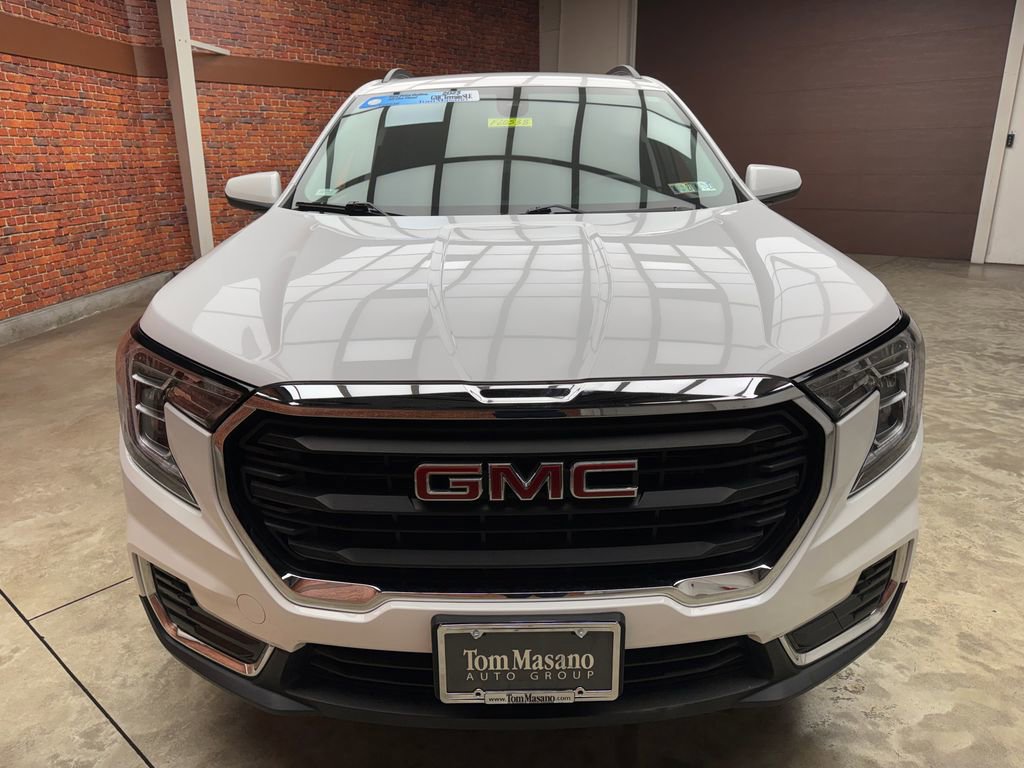 Used 2023 GMC Terrain SLE w/ Driver Convenience Package AWD/4WD image 6