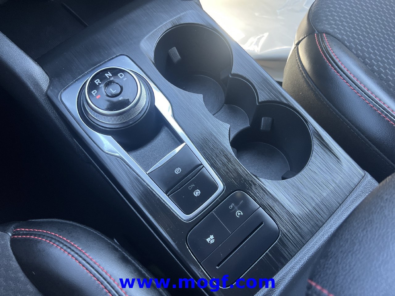 Certified 2024 Ford Escape ST-Line FWD image 11