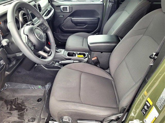 Used 2023 Jeep Wrangler Willys image 10