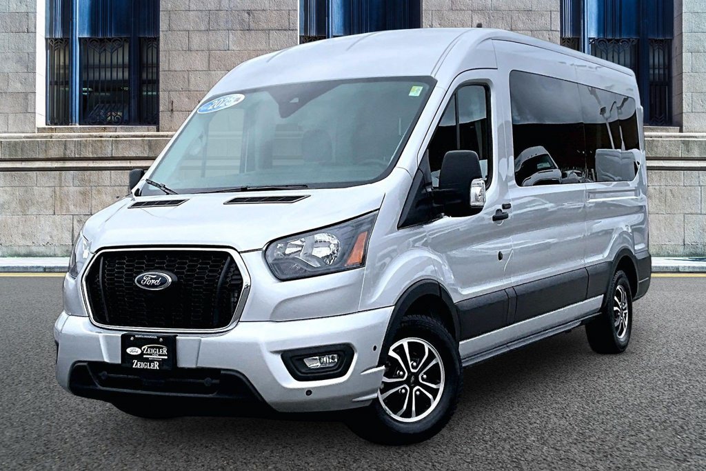Certified 2025 Ford Transit 350 XLT RWD image 2