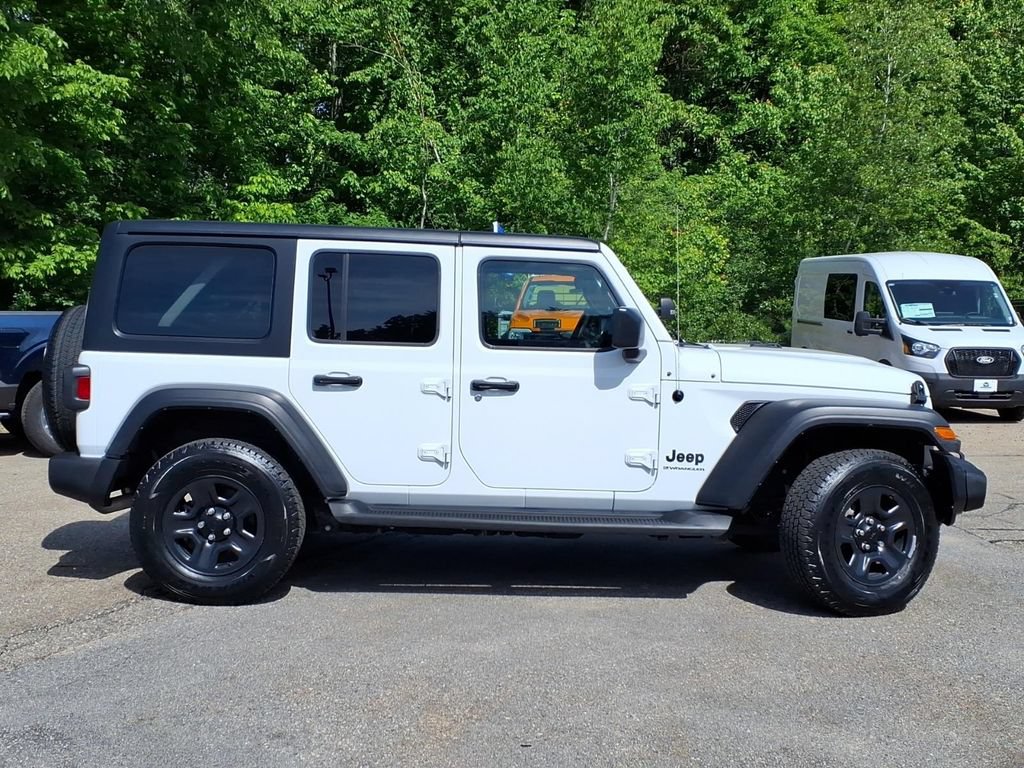 Used 2023 Jeep Wrangler Unlimited Sport AWD/4WD image 3