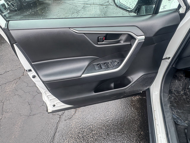 Used 2024 Toyota RAV4 LE image 19