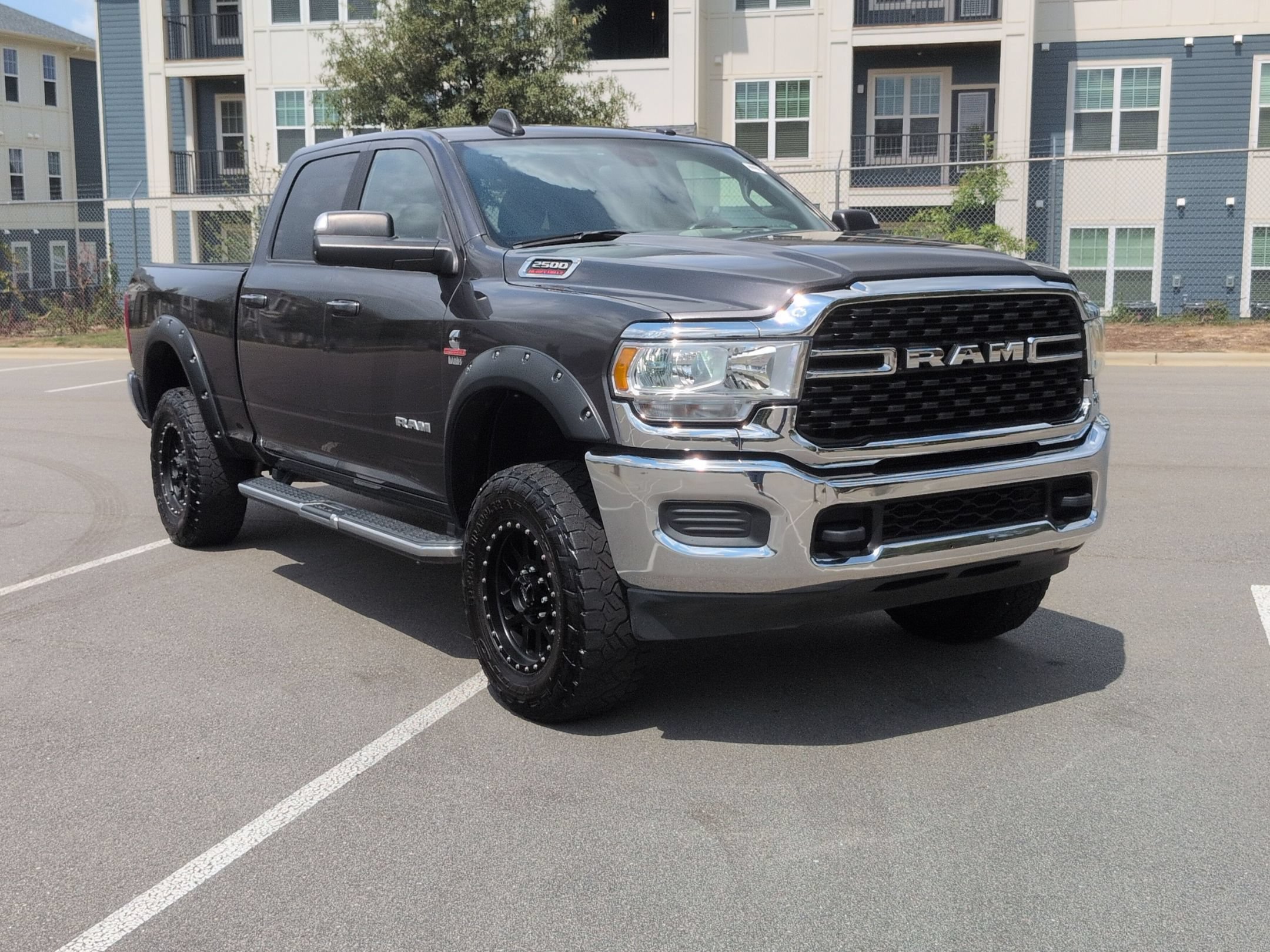 Used 2022 RAM 2500 Big Horn AWD/4WD image 2